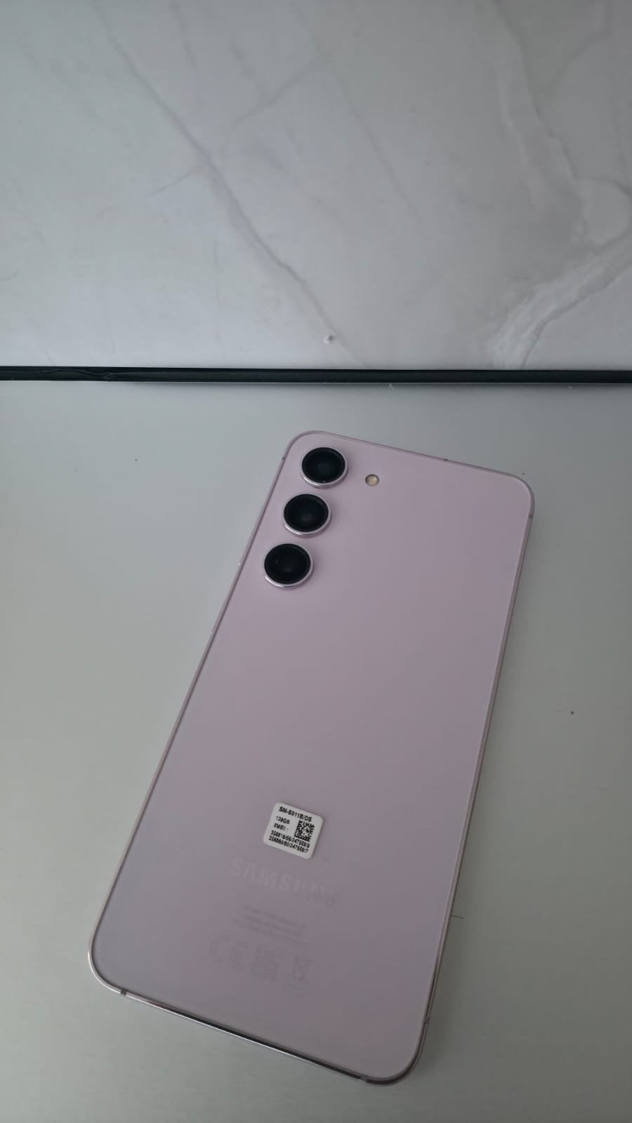 Samsung S23 in Nieuwstaat - Krasvrij met goede batterij