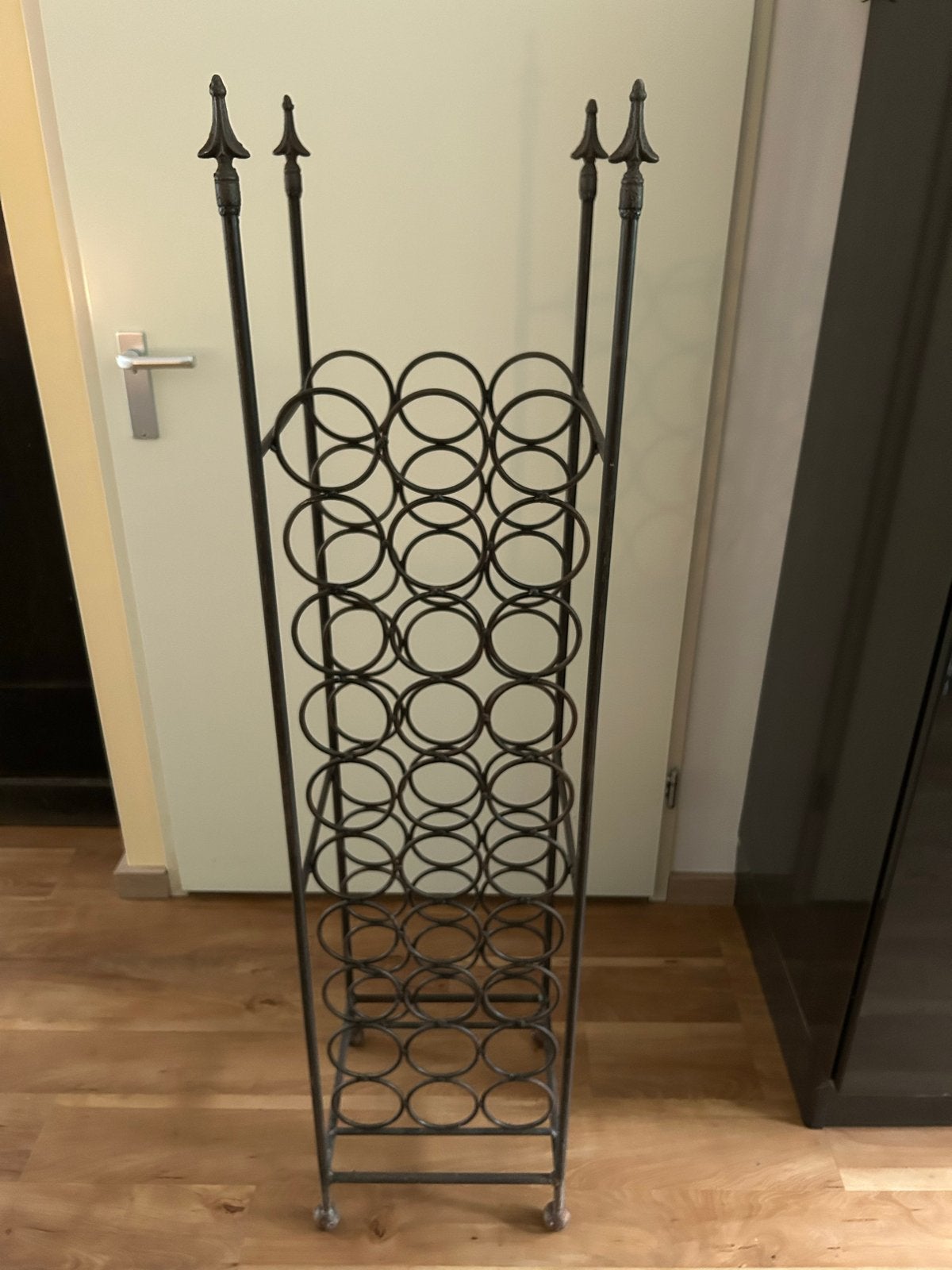 Vintage gietijzeren wijnrek voor 30 flessen, Huis en Inrichting, Woonaccessoires | Wijnrekken, Ophalen, Zo goed als nieuw, Metaal
