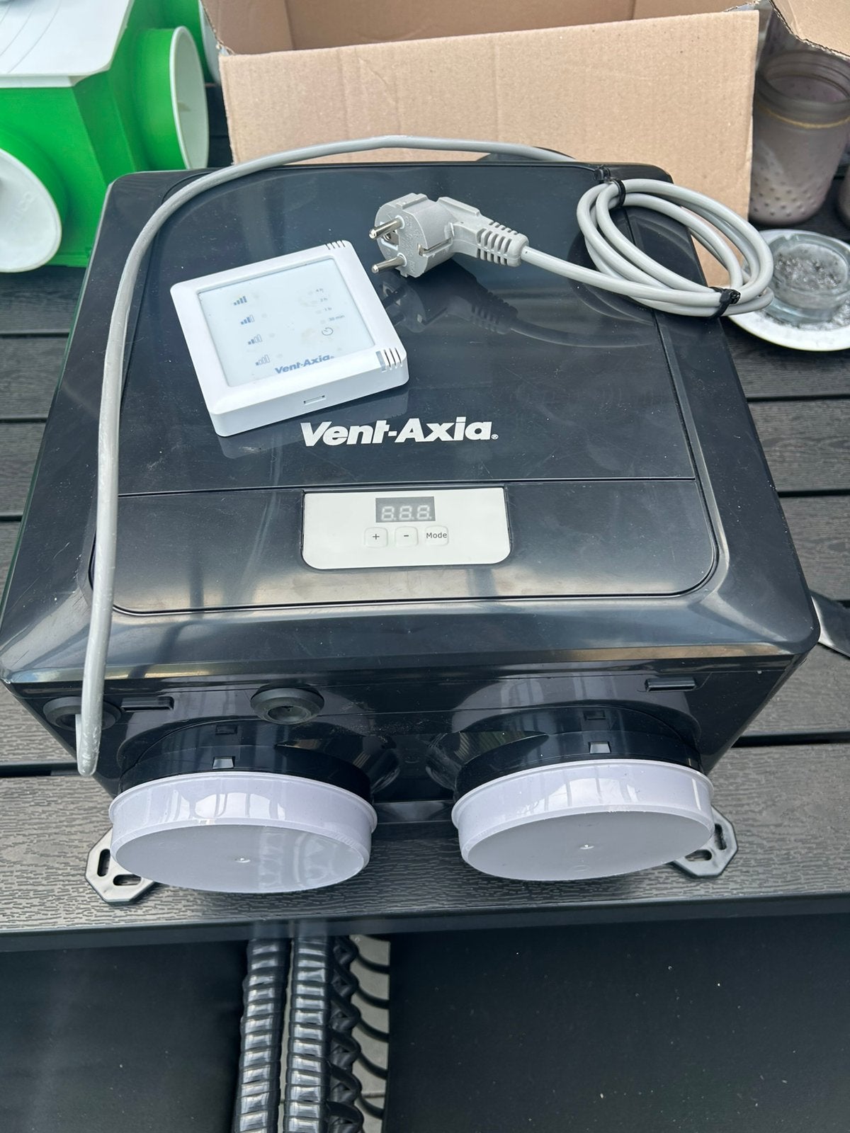 Vent Axia Multihome inclusief RF bediening, Ophalen of Verzenden, Zo goed als nieuw, Afzuiger
