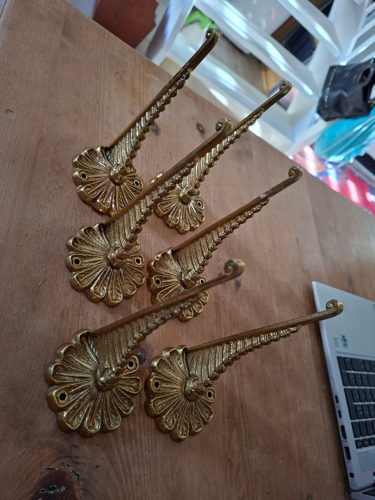 Set van 6 vintage messing kapstokhaken, Gebruikt, Wandhaken, Ophalen of Verzenden, Minder dan 100 cm