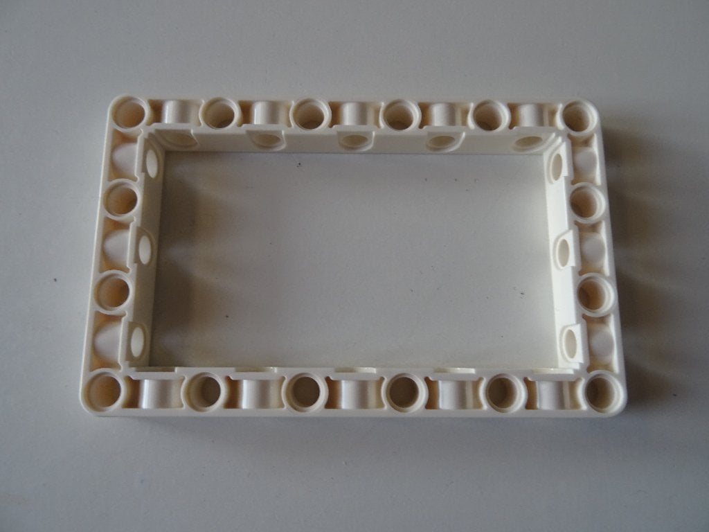 4 technic Lego liftarm 7x11 frame wit