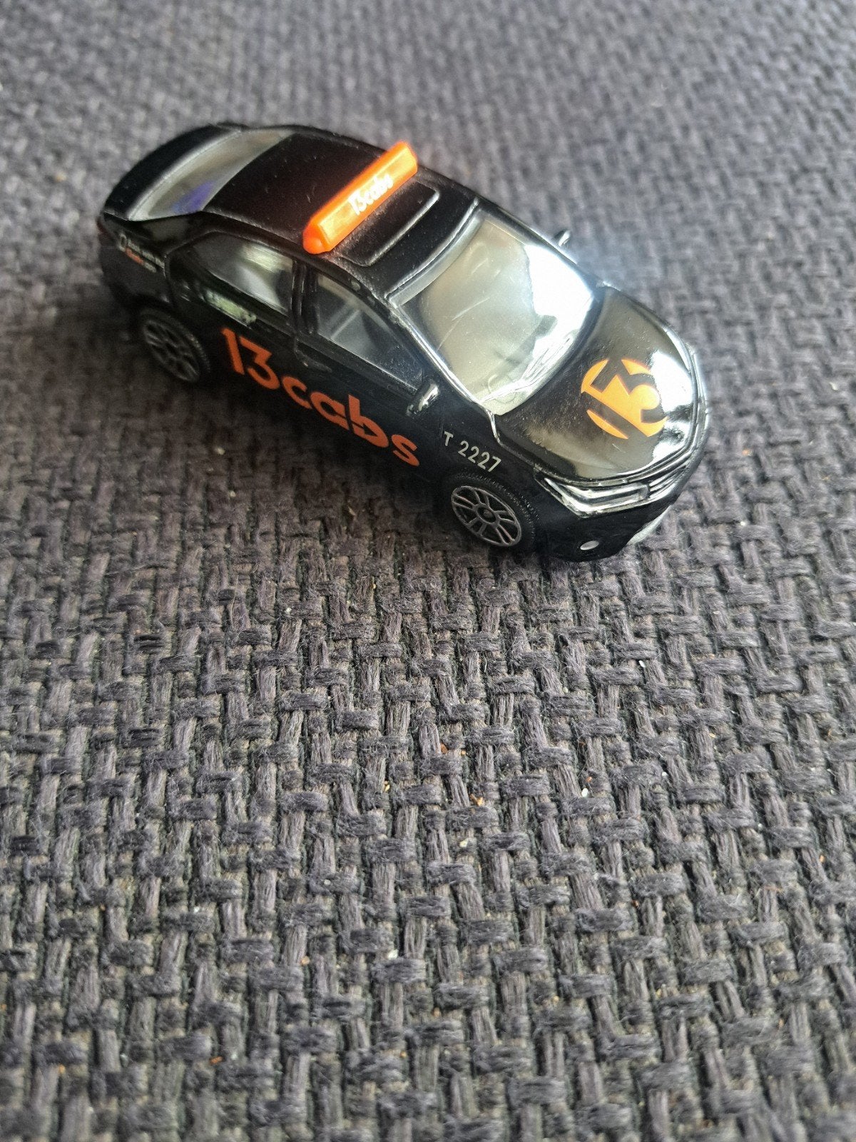 majorette model toyota corolla altis "taxi" schaal 1:61, Gebruikt, Auto, Thailand, Ophalen of Verzenden