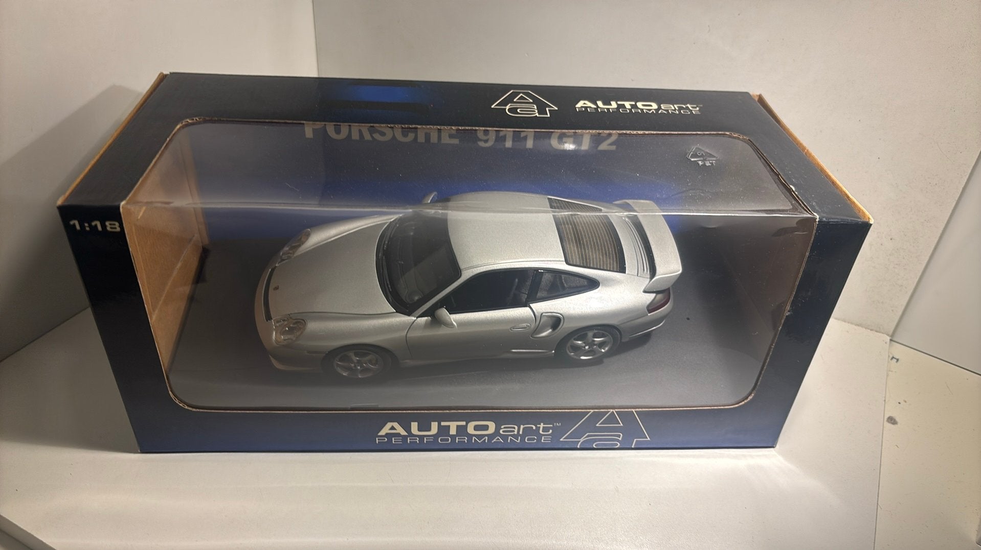 Porsche 911 GT2 autoart 1.18, Hobby en Vrije tijd, Modelauto's | 1:18, Ophalen of Verzenden, Autoart, A, A