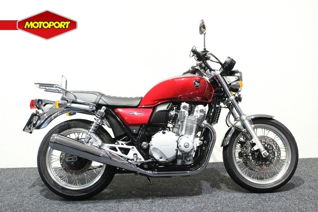 Honda CB 1100 EX (bj 2014), Motoren, CAPRONILAAN 1
1119 NN  SCHIPHOL-RIJK, NL, Naked bike, HONDA NEDERLAND BV, Cco@honda-eu.com
