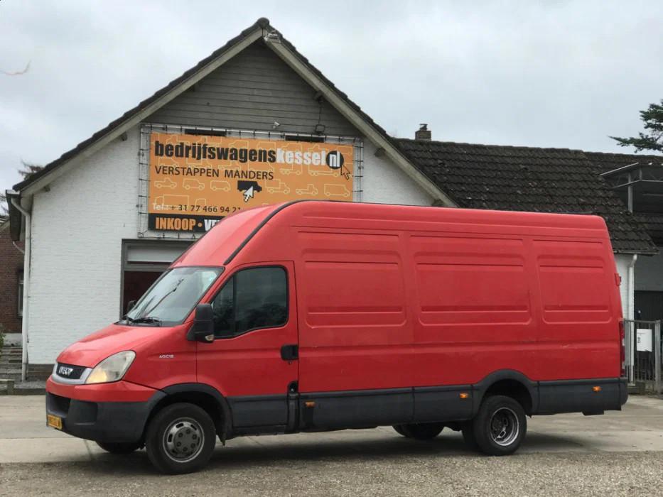 Iveco Daily 40C18 N1 3.0 Agile AC L4H3 maxi grande volume ju, Auto's, Bestelauto's, Automaat, Achterwielaandrijving, Gebruikt