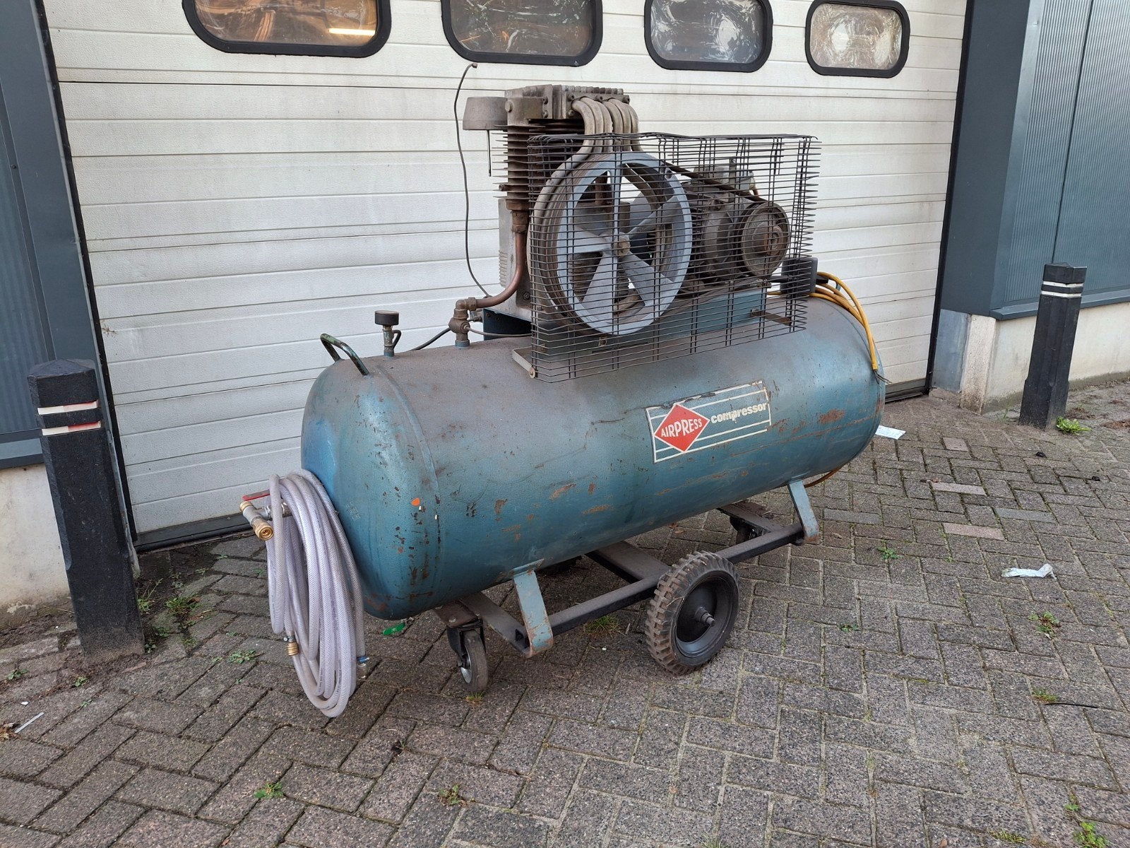 airpress compressor, 100 liter of meer, Ophalen, Gebruikt