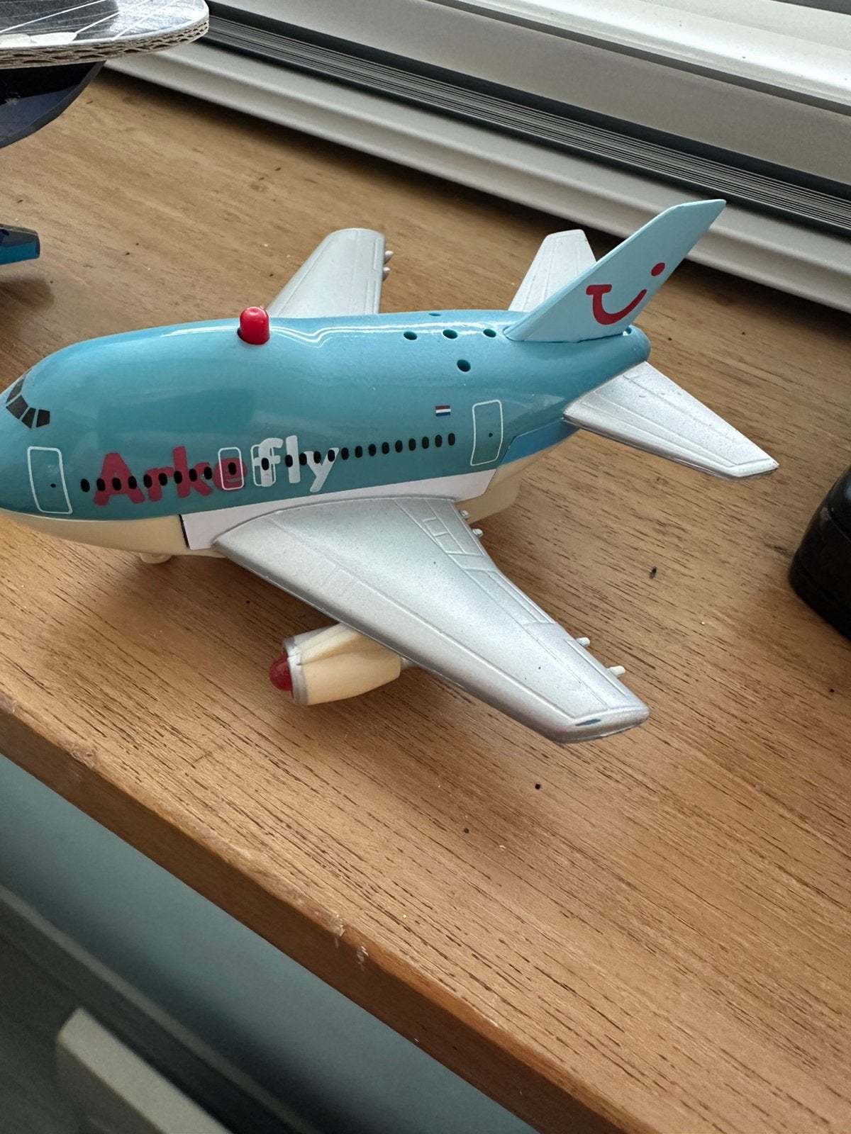 Blikken vliegtuigje “ARKE “” ️️✈️✈️, Verzamelen, Luchtvaart en Vliegtuigspotten, Ophalen, Zo goed als nieuw, Overige typen