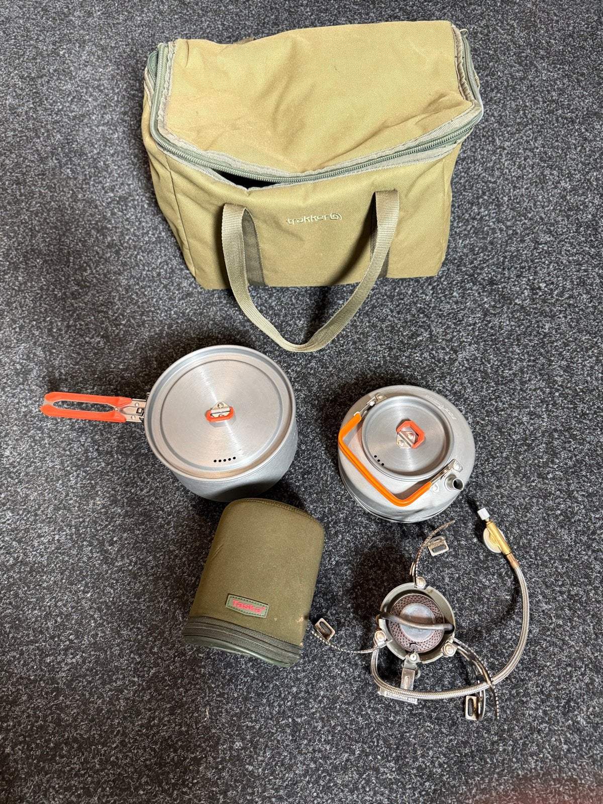 Trakker Camping Kookset met Gasbrander en Pannen, Watersport en Boten, Ophalen, Gebruikt, Overige typen