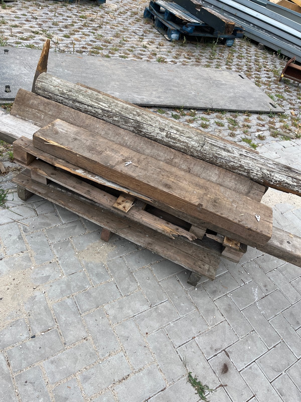 Diverse gebruikte houten balken en planken, Gebruikt, Ophalen of Verzenden, Balk, Overige houtsoorten