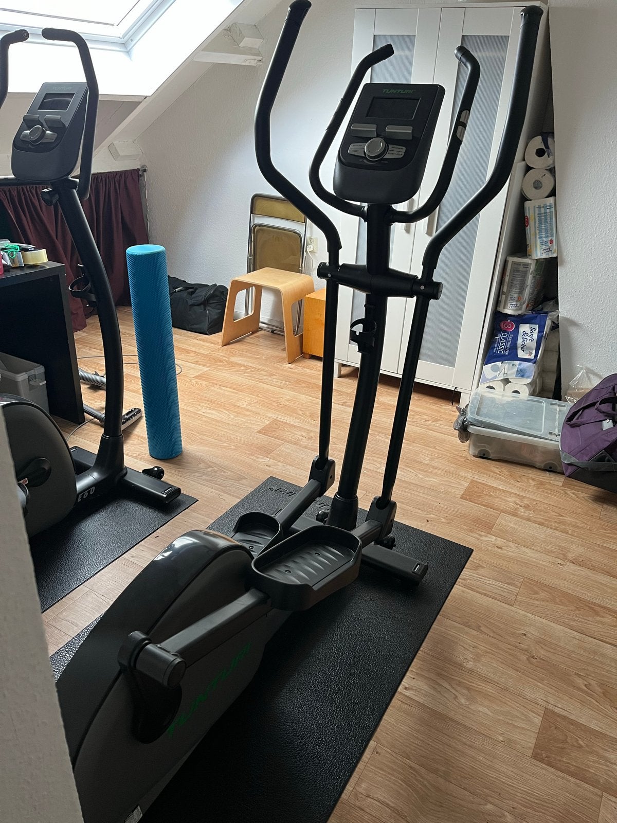 Tunturi Crosstrainer C60-R - Zo goed als nieuw, Sport en Fitness, Ophalen, Armen, Zo goed als nieuw, Crosstrainer