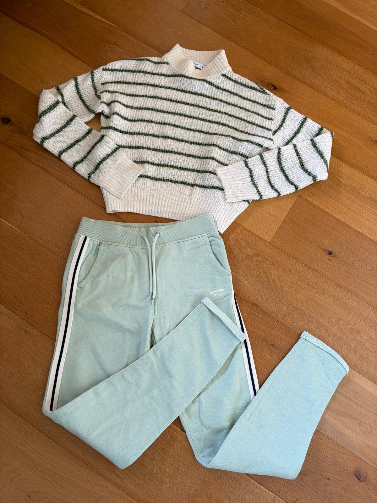 Nieuw Mango trui & America Today joggingbroek (maat 158/164), Ophalen of Verzenden, Nieuw, Meisje, Setje