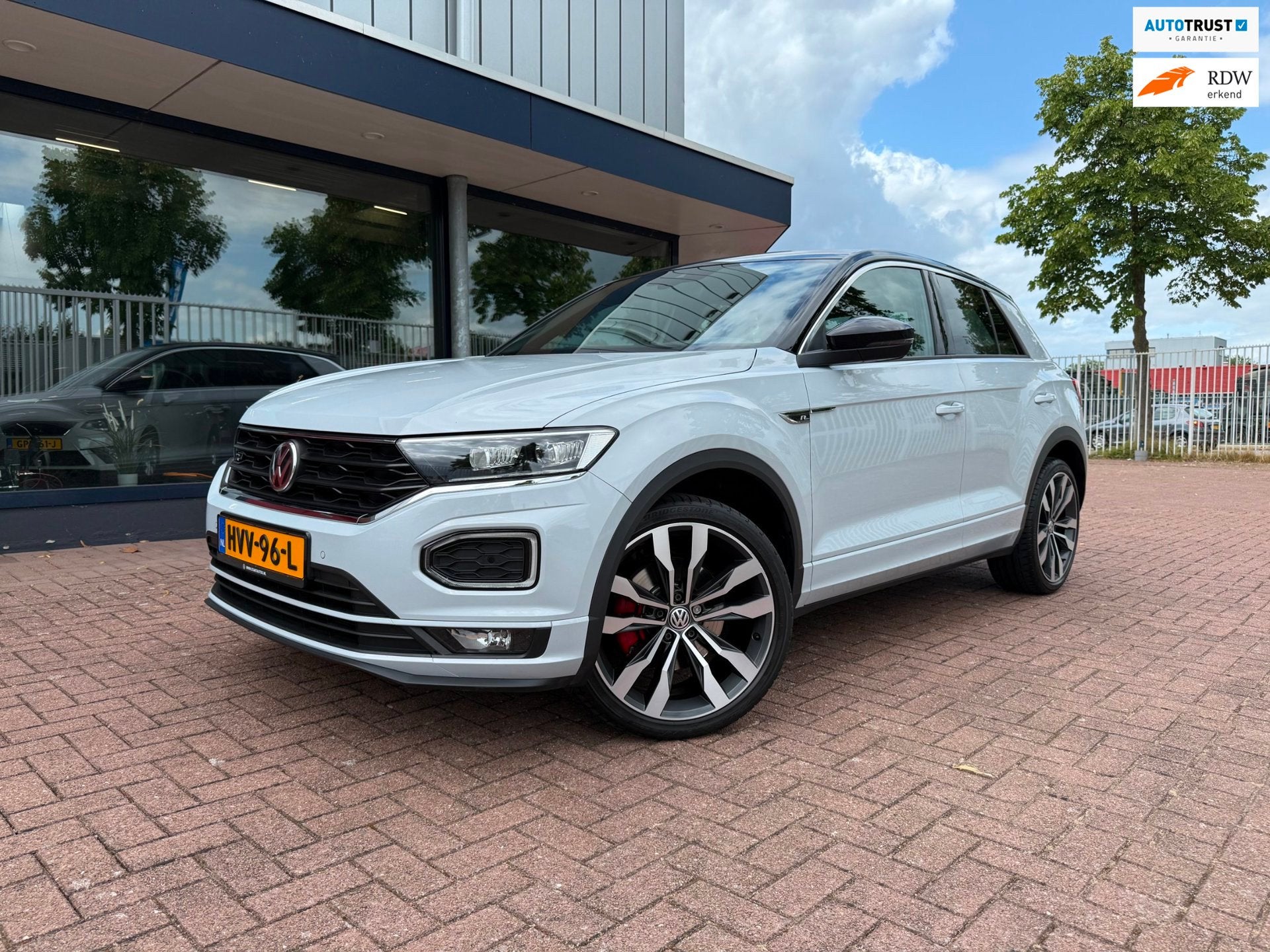 Volkswagen T-ROC 1.5 TSI | 2x R-Line | LED | ACC | Virtual, Auto's, 4 cilinders, 150 pk, Wit, Bedrijf