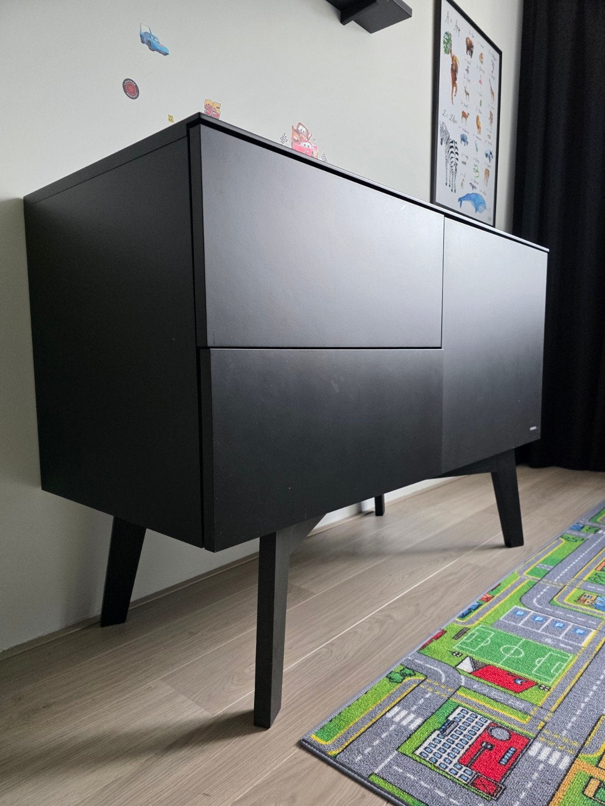 Kidsmill Sixties Commode Zwart, Ophalen, 50 tot 70 cm, 100 cm of meer, Zo goed als nieuw