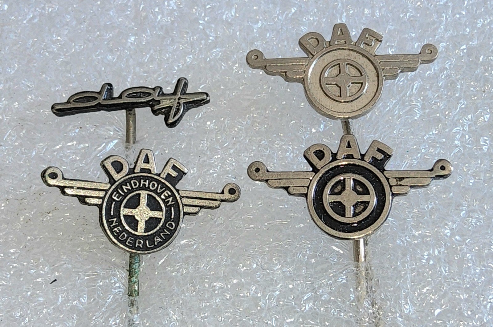 4 DAF Speldjes - Vintage Collectie, Ophalen of Verzenden, Gebruikt, Merk, Speldje of Pin