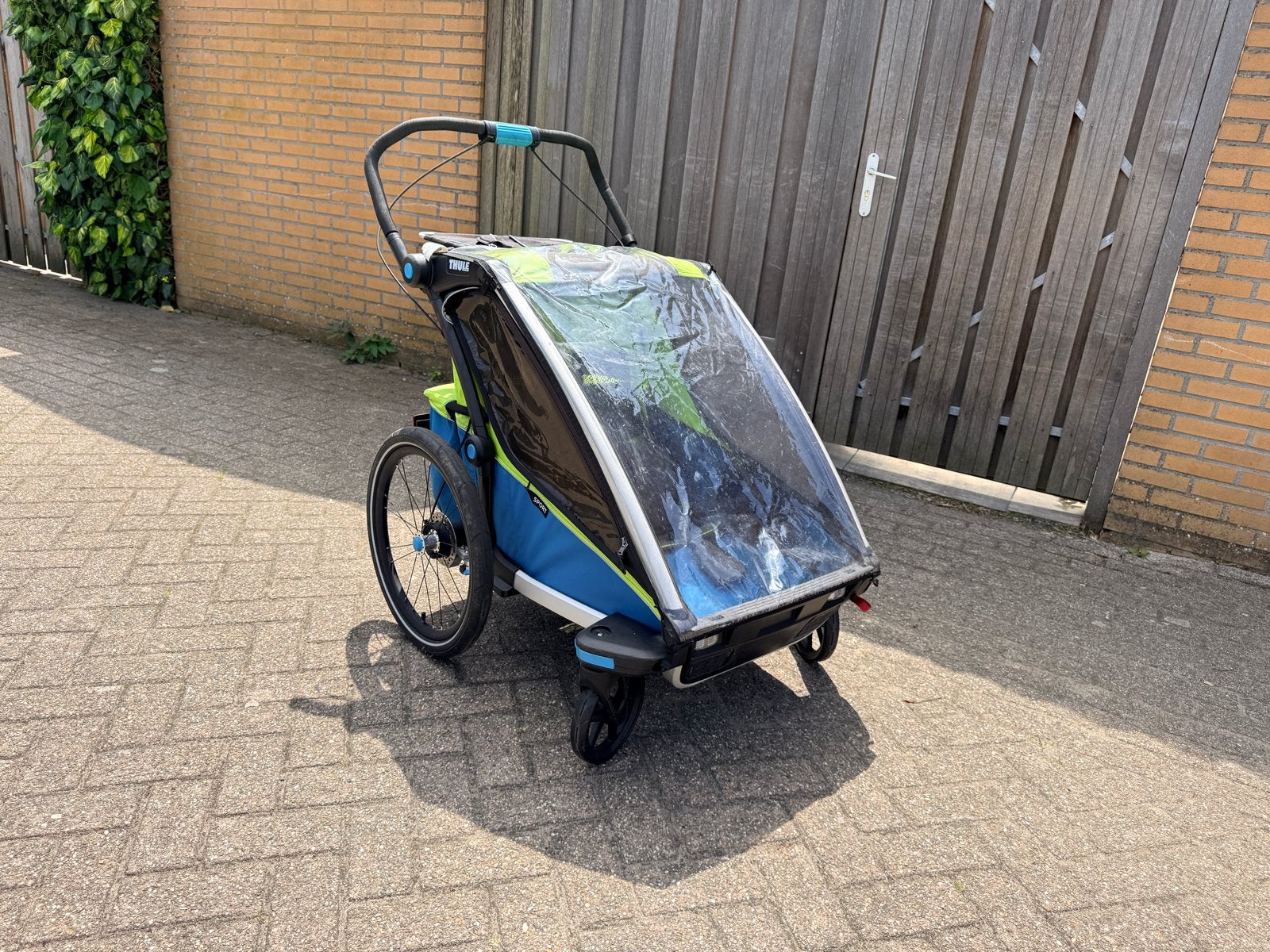 Thule Chariot sport 2  met accessoires, Ophalen, Gebruikt, Vering, 20 tot 40 kg