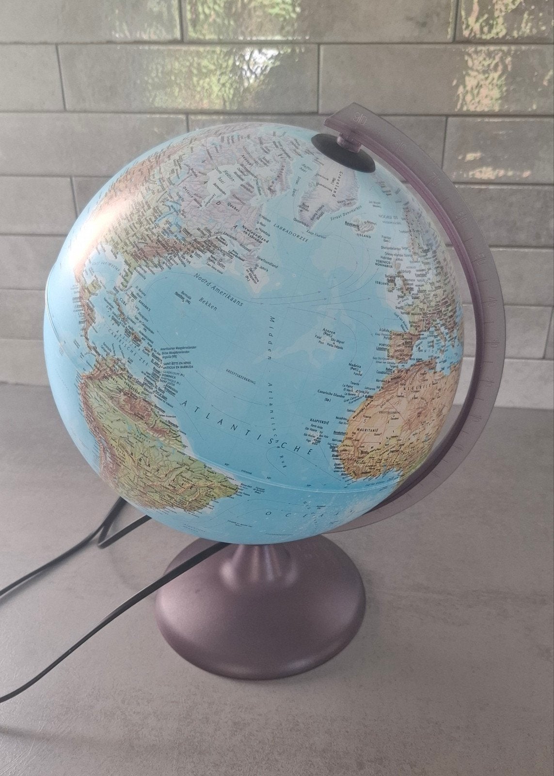 Verlichte Wereldbol - Educatief en Decoratief, Ophalen of Verzenden, Verlicht, Zo goed als nieuw