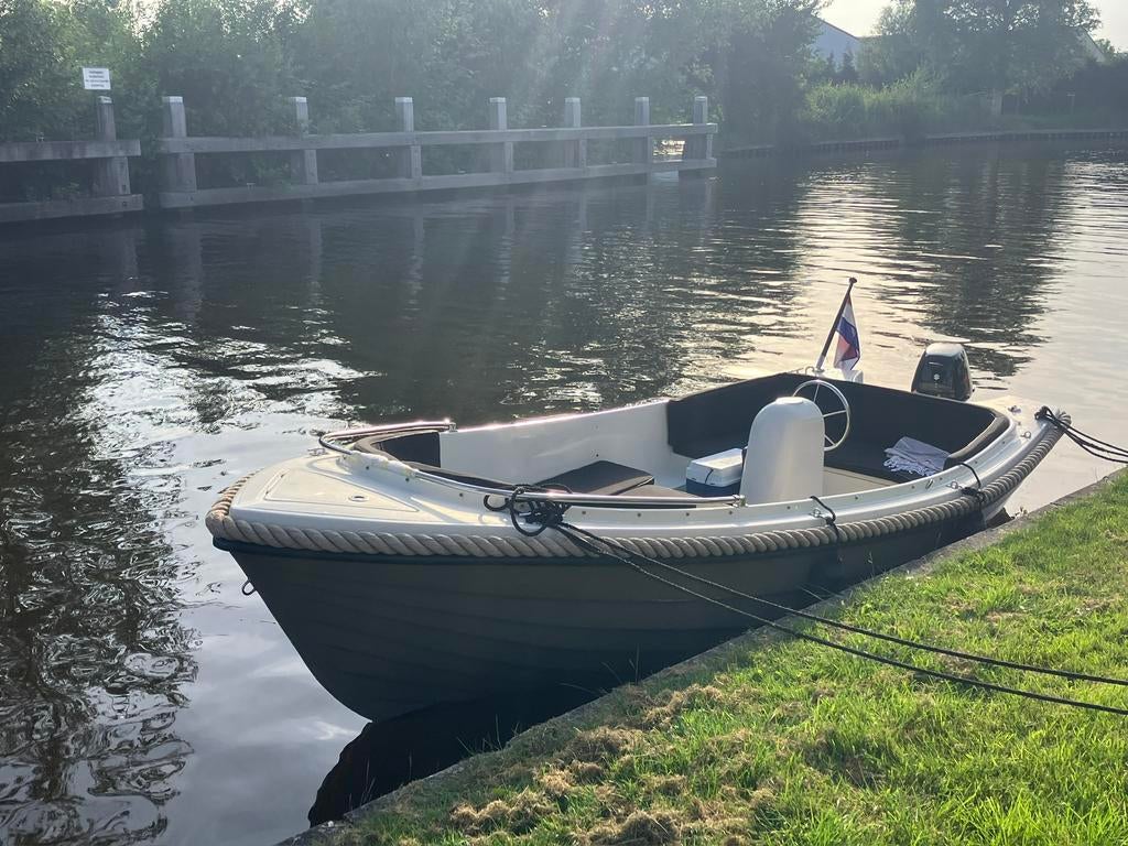 Lago Amore sloep, Watersport en Boten, Lago Amore, Zo goed als nieuw, Ophalen, Afdekzeil