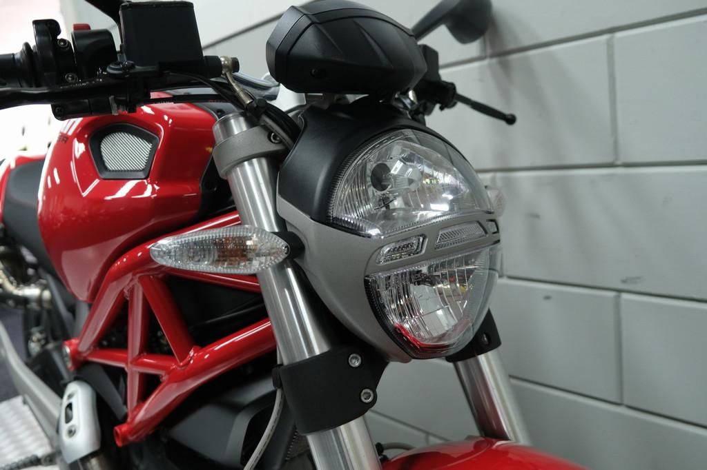 Ducati M 696 (bj 2009), Info@ducatie.fr, Bedrijf, Ducati Benelux B.V., Orves 390
92700  COLOMBES, FR