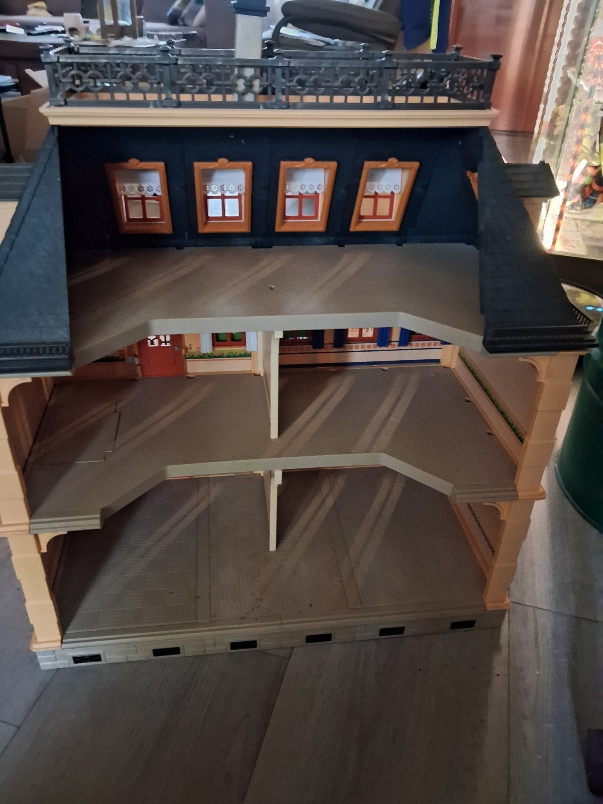 Foto 4 van Grote Playmobil collectie met poppenhuis en diverse sets