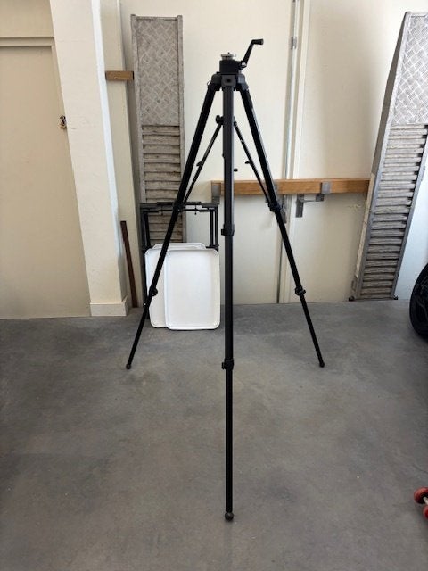 manfrotto 475B, Audio, Tv en Foto, Fotografie | Statieven en Balhoofden, Ophalen, Driepoot, Zo goed als nieuw, Met waterpas