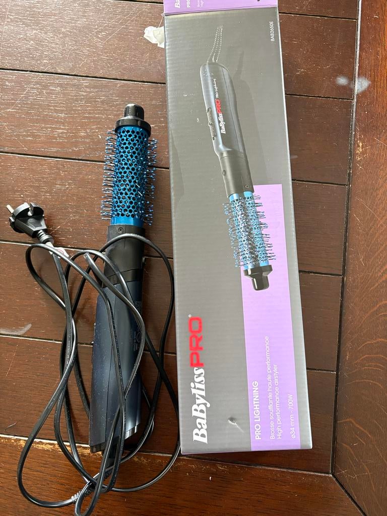 Babyliss Pro Föhnborstel - 34mm, 700W, 2.70m snoer, Ophalen, Zo goed als nieuw, Föhn of Haardroger