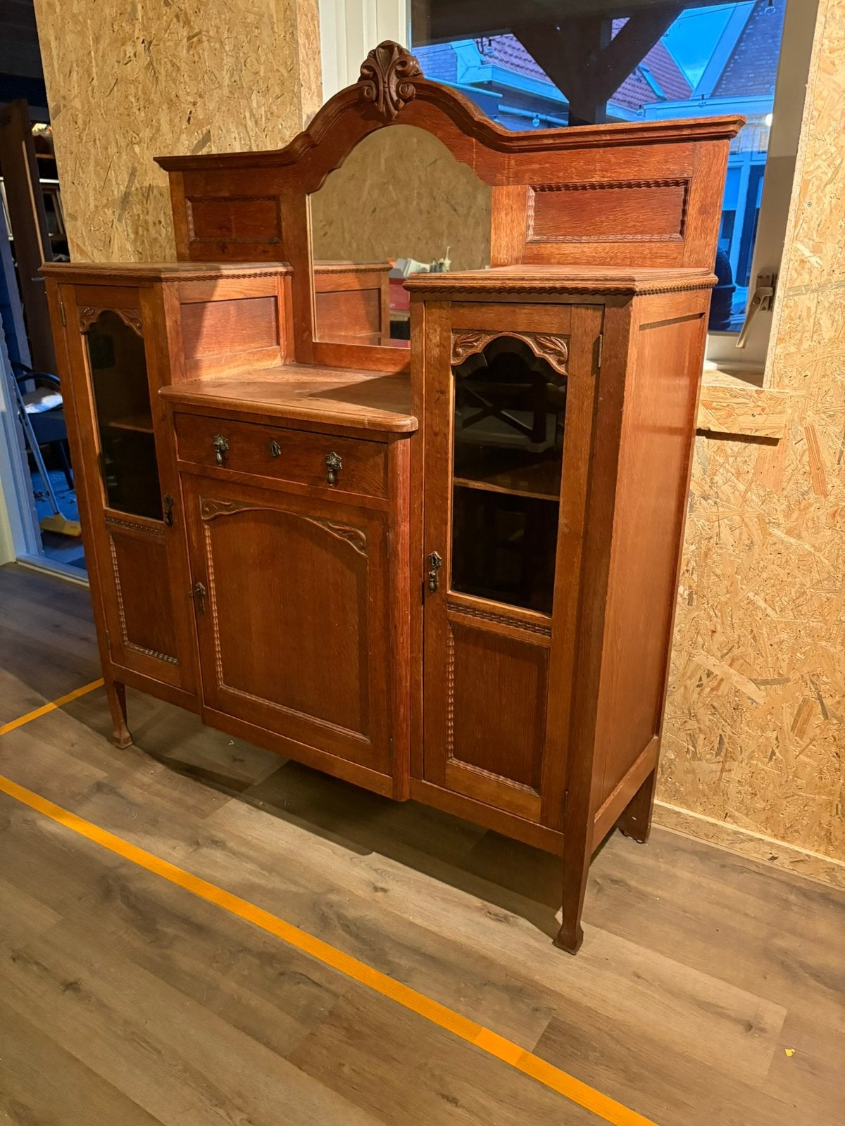 Antieke kast met spiegel, Antiek en Kunst, Antiek | Meubels | Kasten, Ophalen
