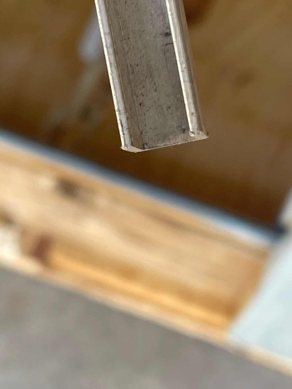 Aluminium profiet 10 mm, Ophalen, Zo goed als nieuw, 250 mm of meer