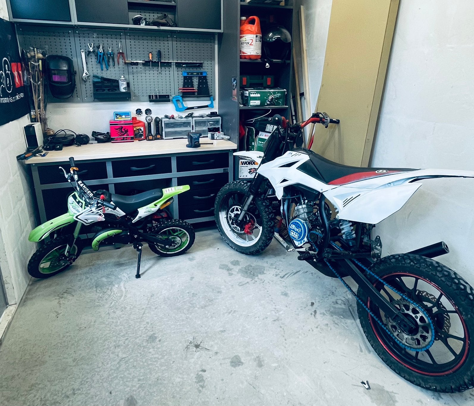 Hele nette beta rr 50 (deze week ophalen), Fietsen en Brommers, Ophalen, Zo goed als nieuw, Blok, Beta rr50