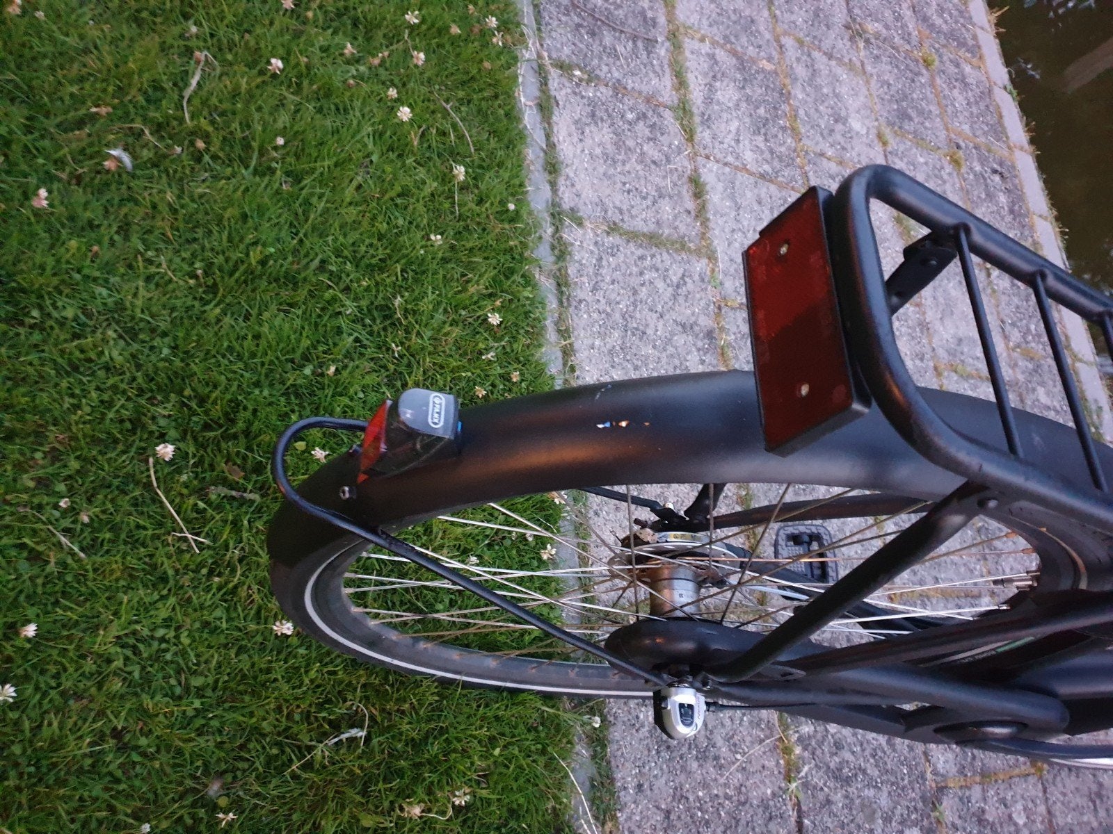 Cortina U1 28 inch H61 100%, Ophalen, Zo goed als nieuw, Overige merken