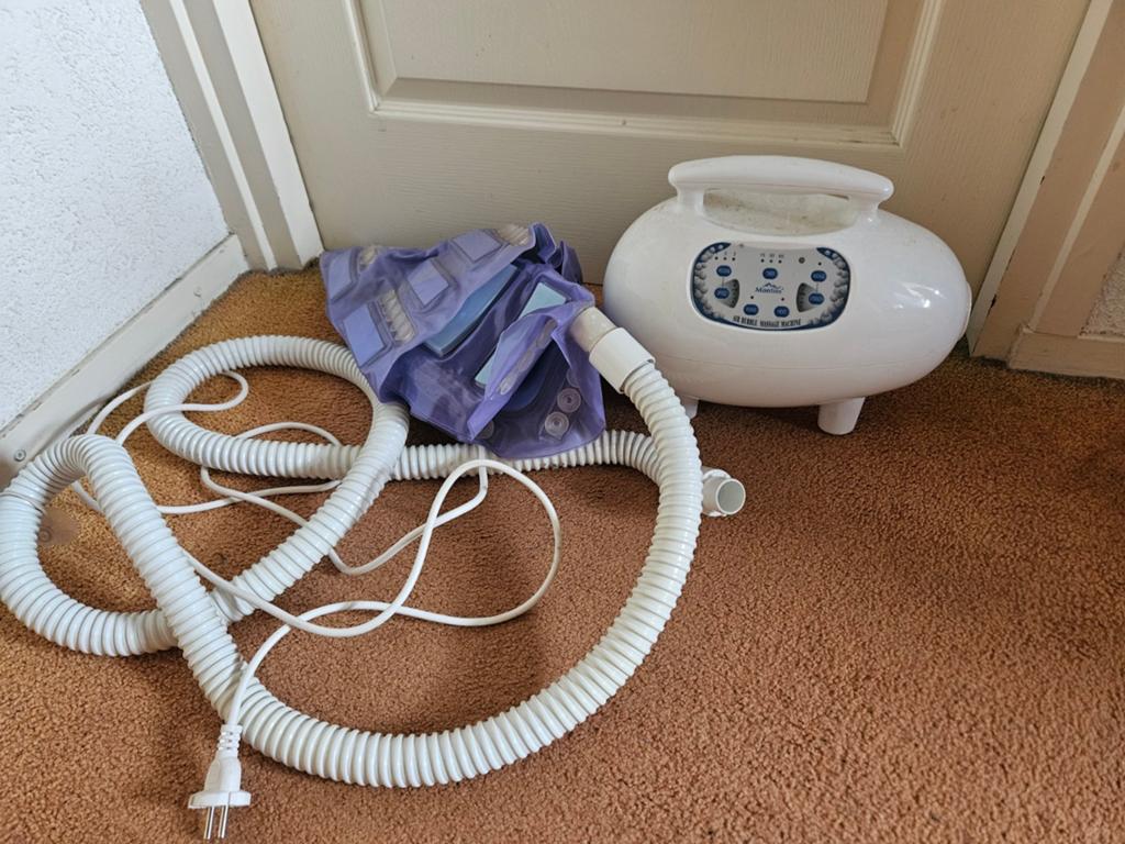 Montiss Air Bubble Massage Machine voor bad, Ophalen, Apparaat
