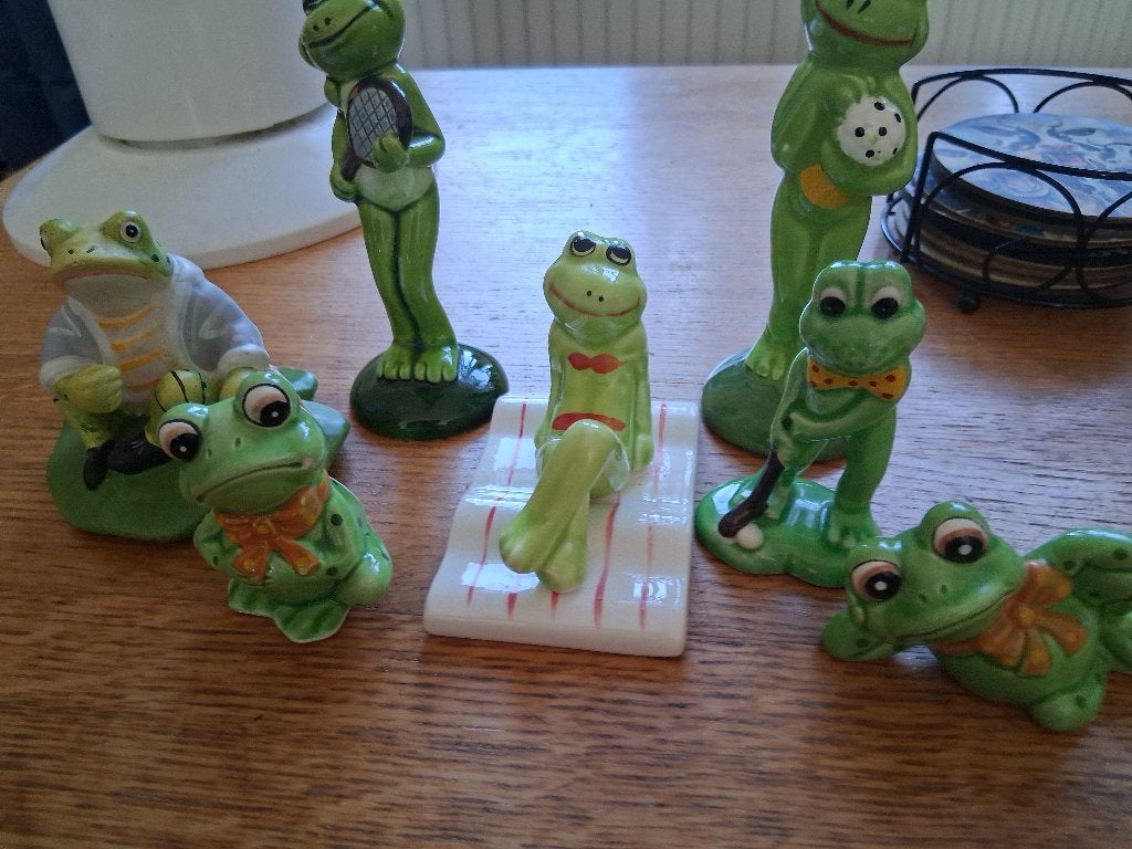 kikkerbeeldjes 7x, Ophalen, Zo goed als nieuw, Dier