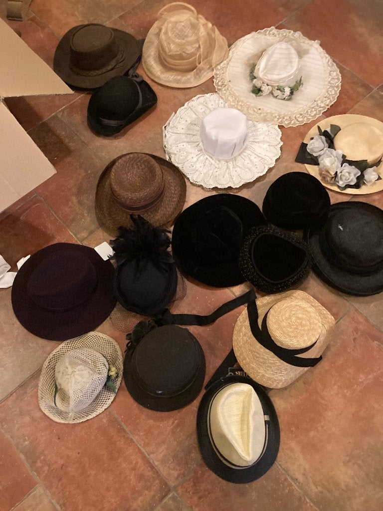diverse dames hoeden, Ophalen of Verzenden, Zo goed als nieuw, One size fits all, Hoed