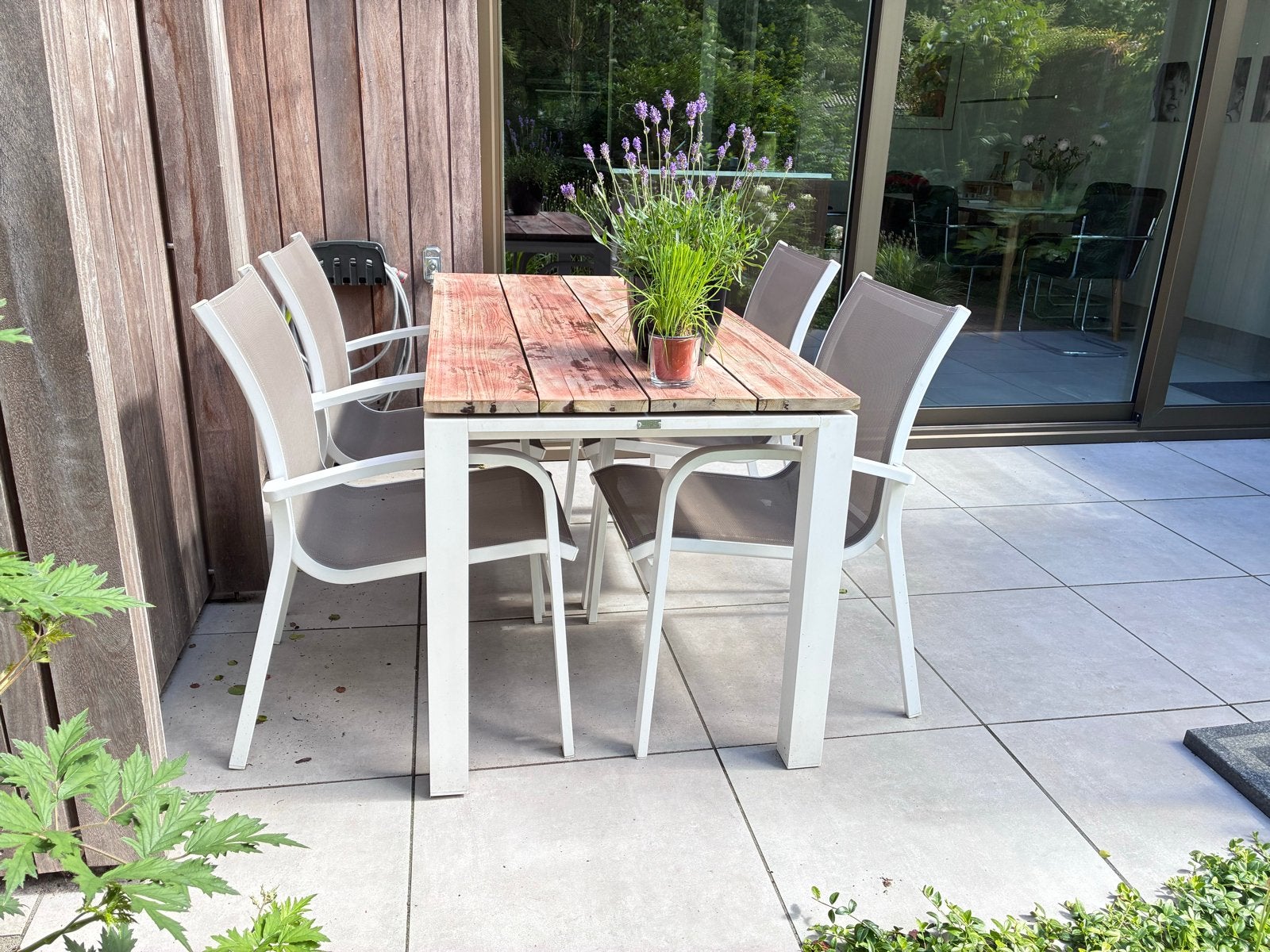 Tuintafel set Life met teakhouten blad en 4 Sensa stoelen, Ophalen, 4 zitplaatsen, Gebruikt, Eettafel