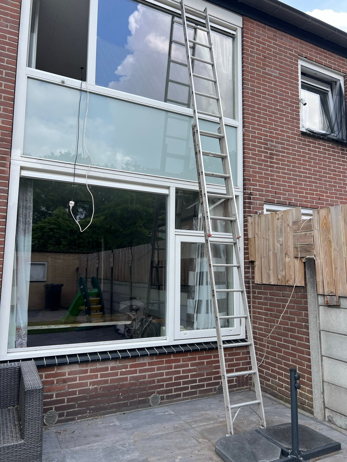 Uitschuifbare aluminium ladder - 4 meter of meer, Ophalen, Gebruikt, Ladder, Opvouwbaar of Inschuifbaar