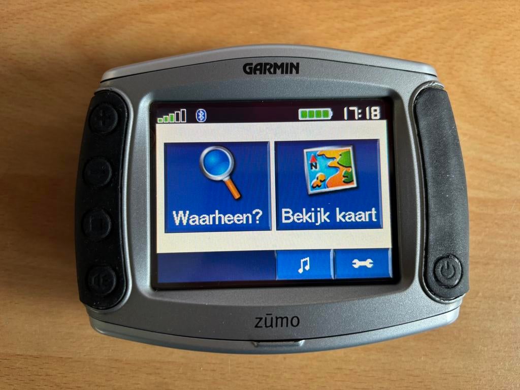 Zumo 500 inclusief 3 navigatiehouders en afdekplaatjes, Motoren, Ophalen of Verzenden, Zo goed als nieuw