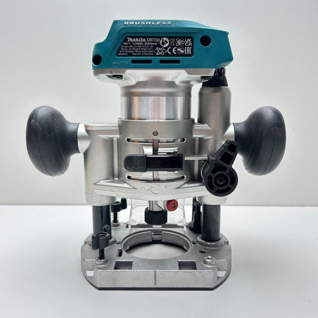Makita DRT50Z Accu Freesmachine 18v Li-ion body, Makita, Zo goed als nieuw, Support@makita.com, Makita Corporation, 3-11-8, Sumiyoshi-cho, 
Anjo, Aichi 446-8502
Japan