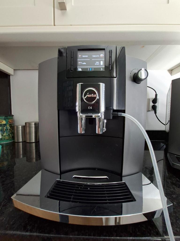 Koffiemachine JURA E6, Witgoed en Apparatuur, Ophalen, Gebruikt, Koffiemachine, Koffiebonen