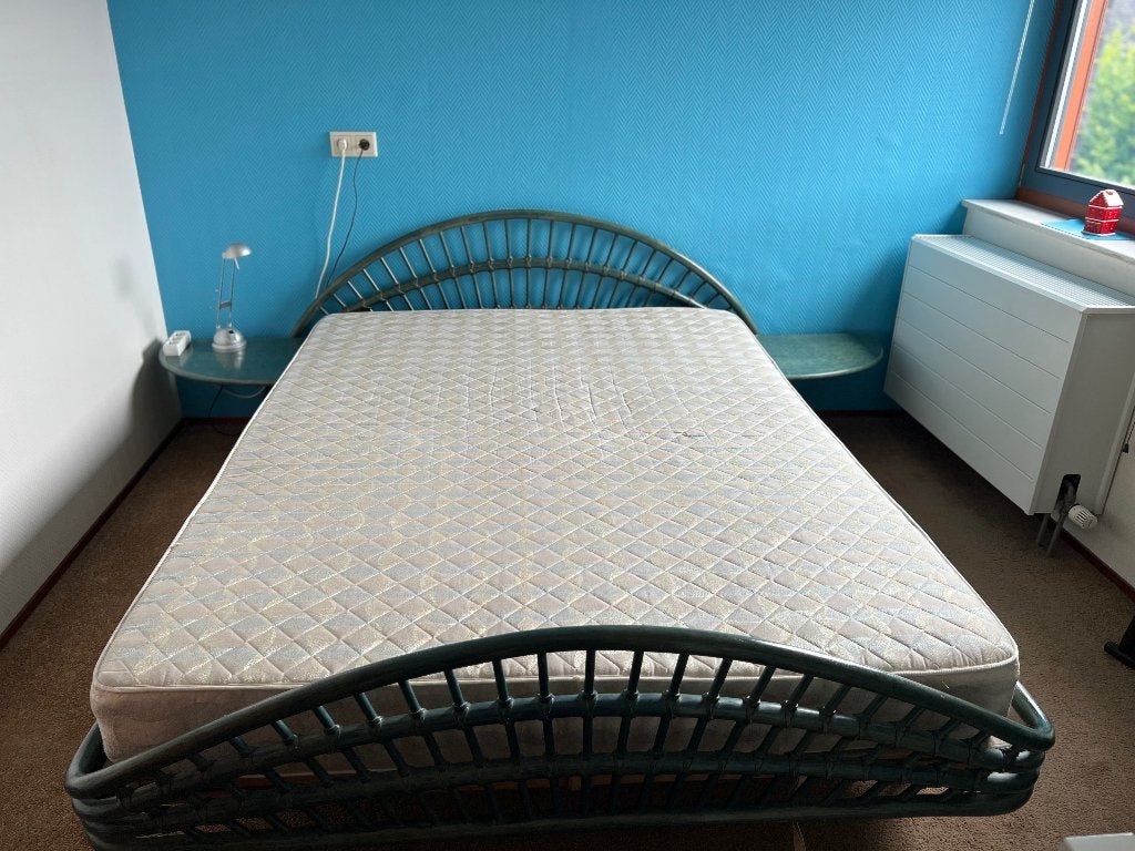 bijzondere bed van bamboe, Ophalen, Tweepersoons, Zo goed als nieuw, Bijzonder stijlvol bed, duurzaam en natuurlijk