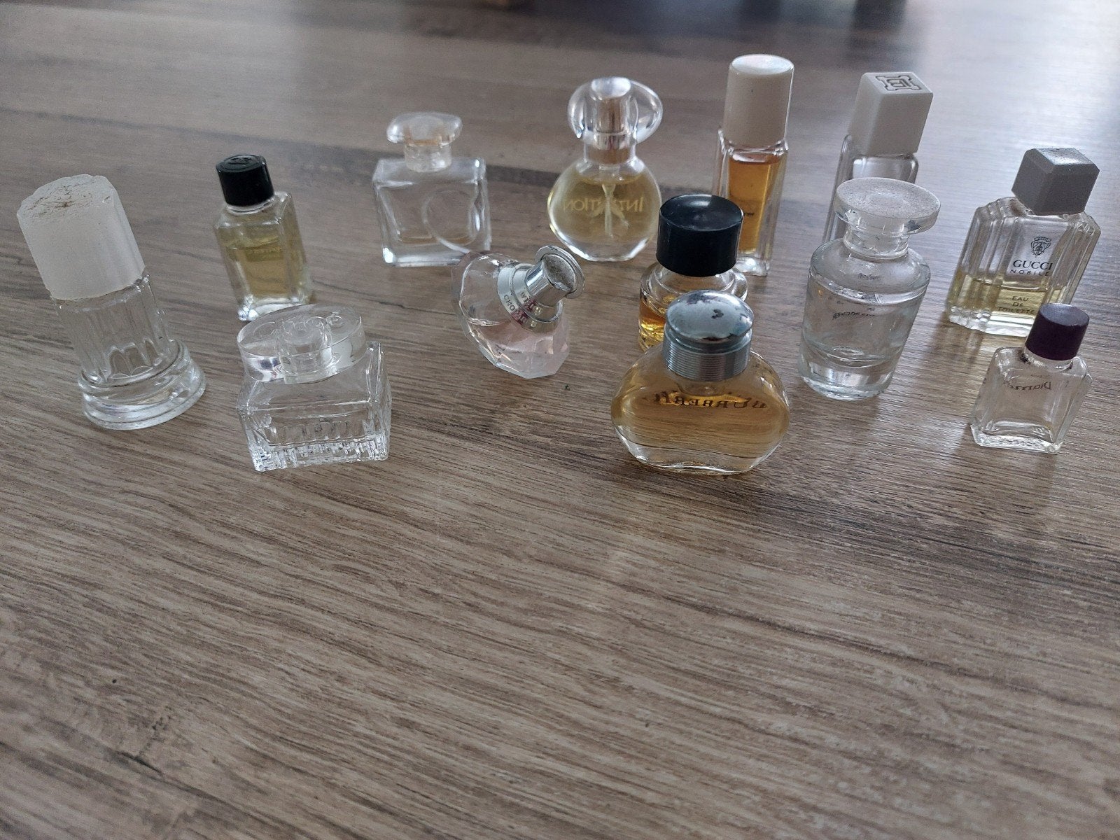Lege en volle parfum flesjes, Verzamelen, Parfumverzamelingen, Ophalen, Parfumfles