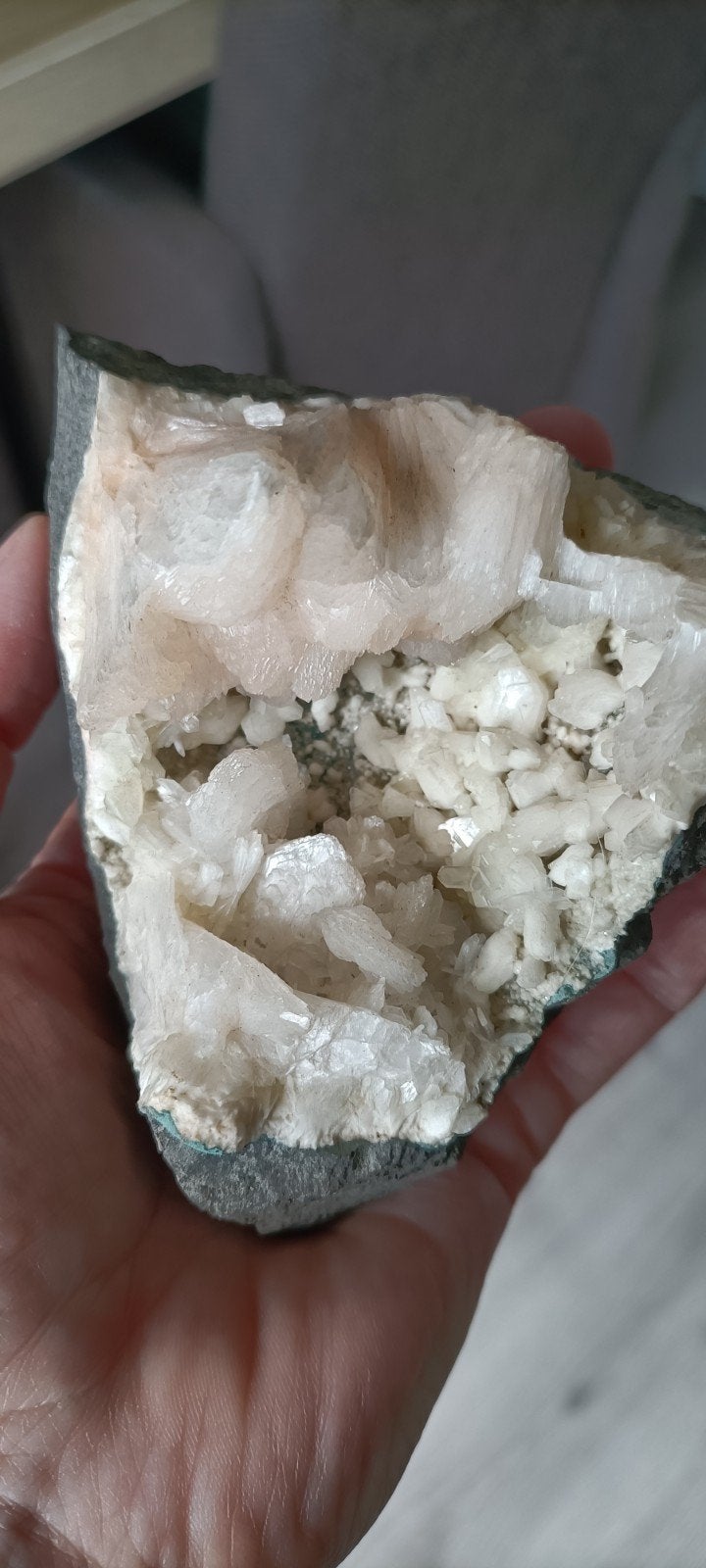 Heulandiet en calciet, Verzamelen, Mineralen en Fossielen, Ophalen of Verzenden
