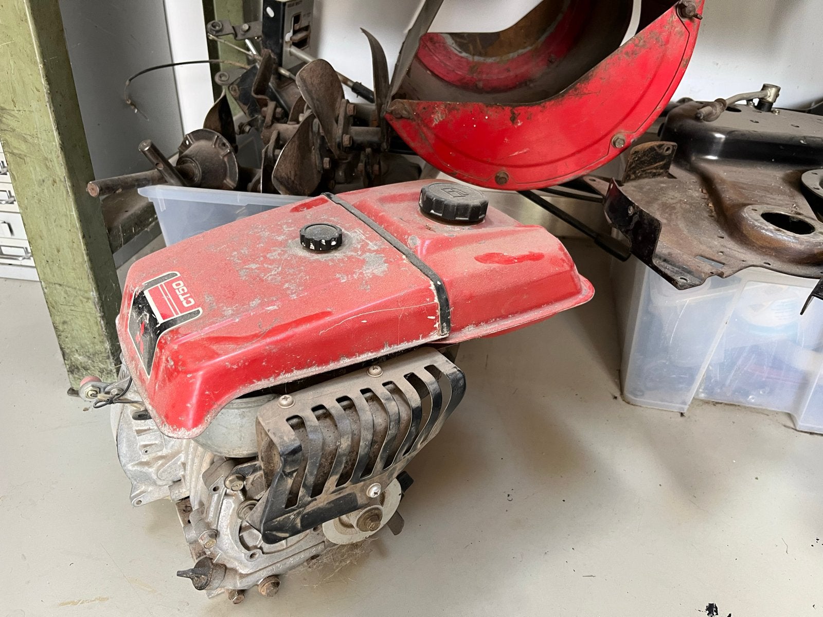 Tuinfrees met Honda G150 motor in onderdelen, Ophalen, Gebruikt