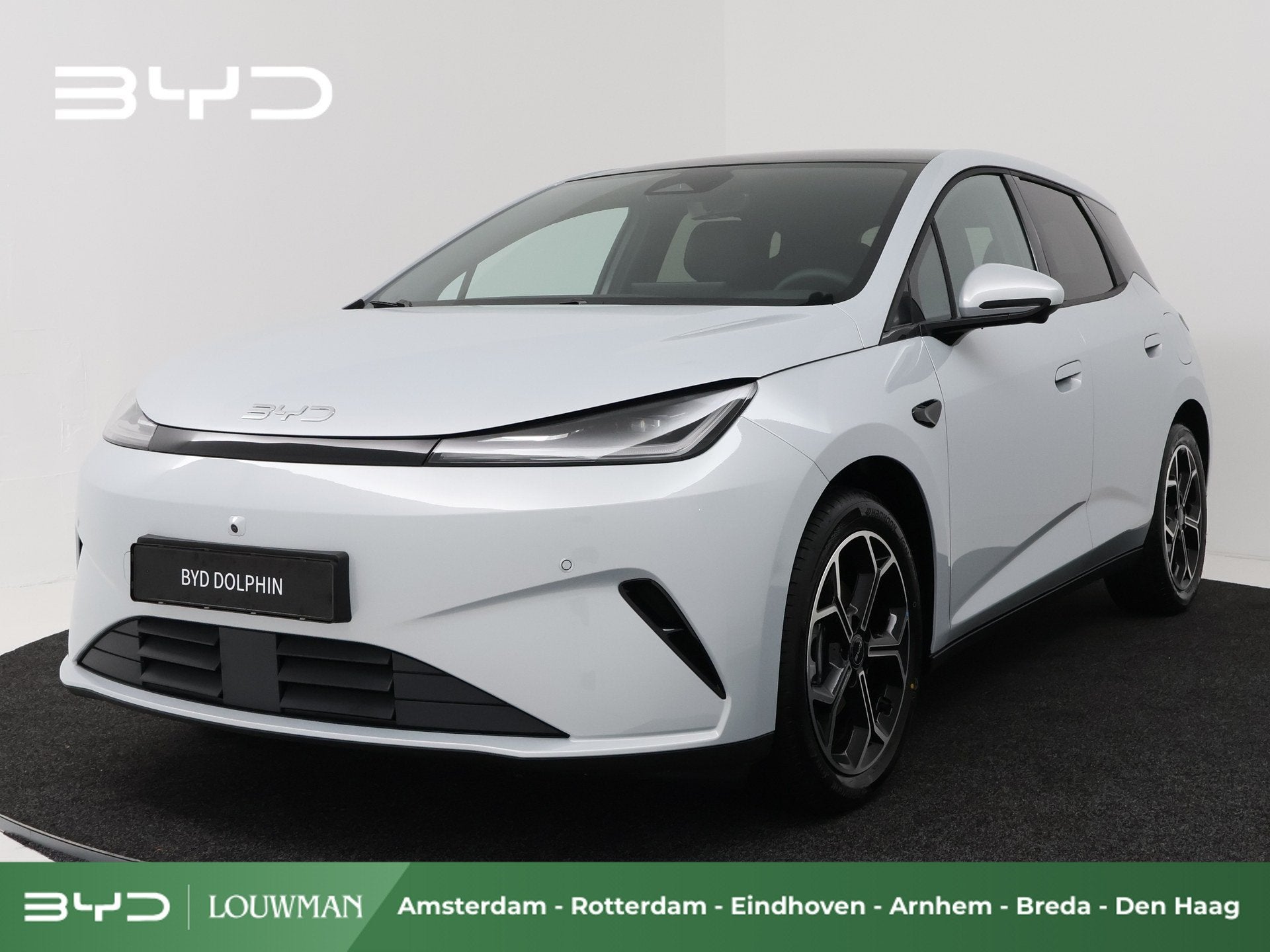 BYD Dolphin G 1.5 DM-i Comfort uit voorraad of te bestellen, Auto's, Dolphin, Zwart, 4 cilinders, Leder en Stof
