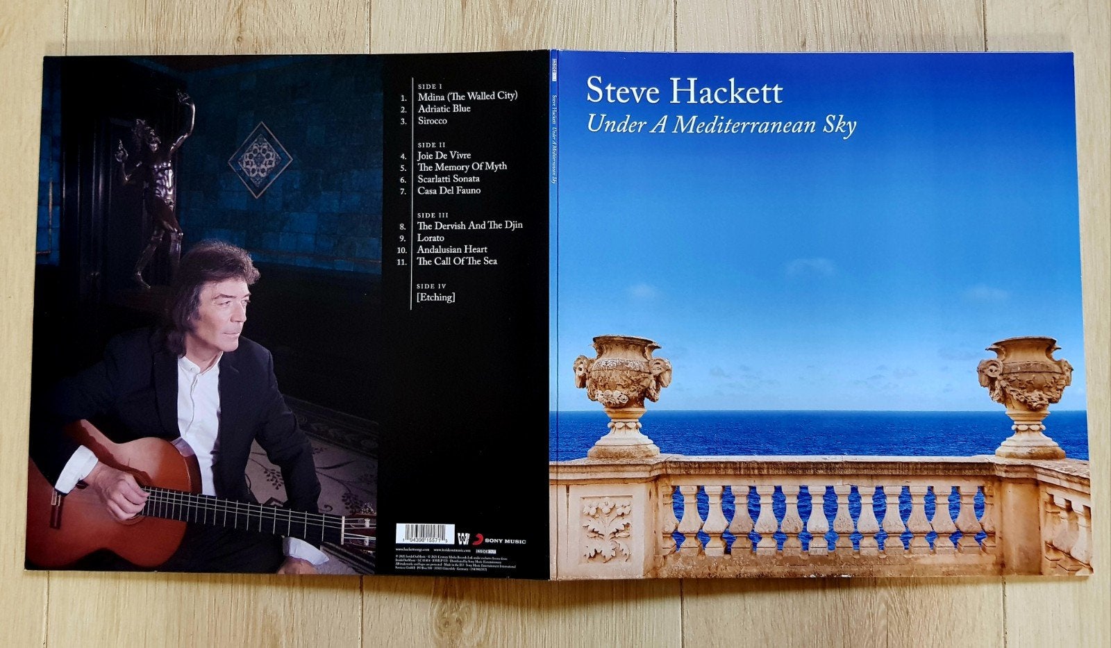 Steve Hackett - Under a Mediterranan sky 2 lp vinyl rock pop, Ophalen of Verzenden, Zo goed als nieuw
