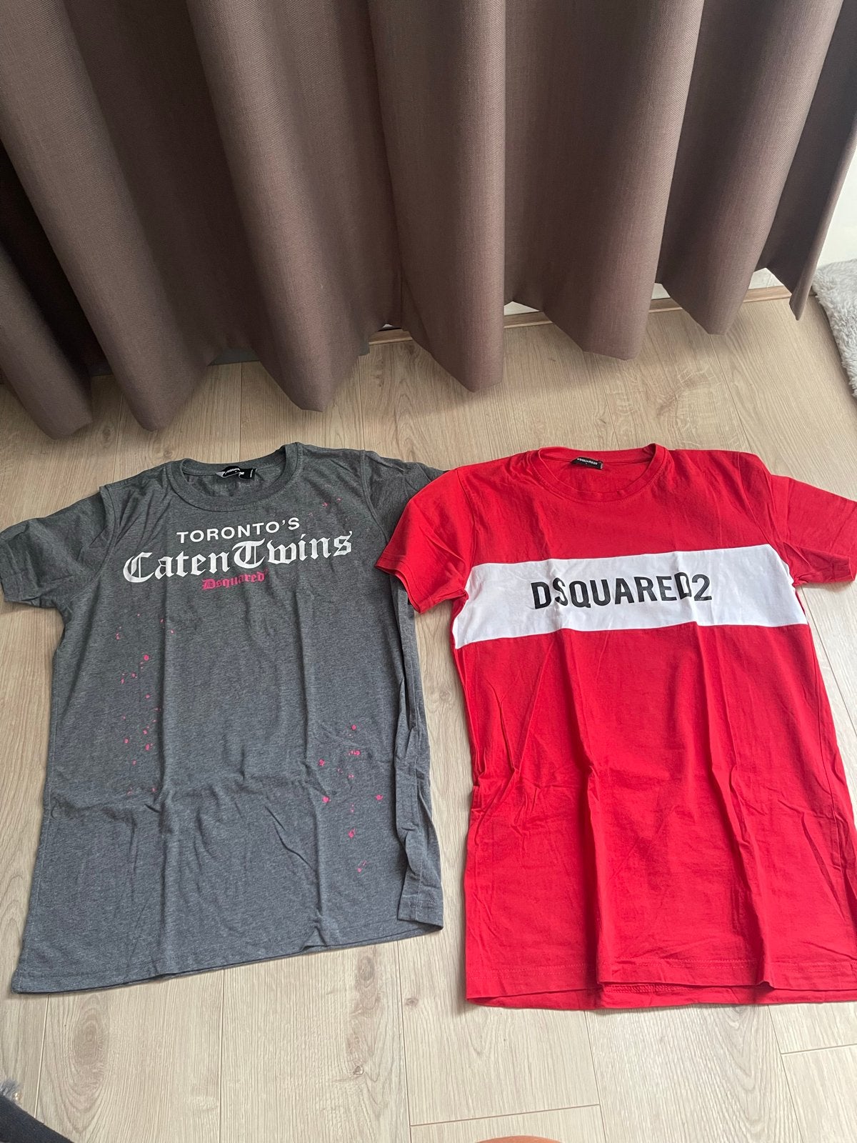 2 T-shirts Dsquared2 - Maat L, Ophalen of Verzenden, Gedragen, Maat 52/54 (L), Rood