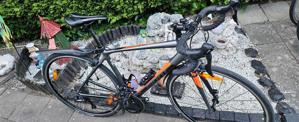 Giant Contend Racefiets–zo goed als nieuw, Fietsen en Brommers, Fietsen | Racefietsen, Ophalen, 28 inch, Aluminium, Giant