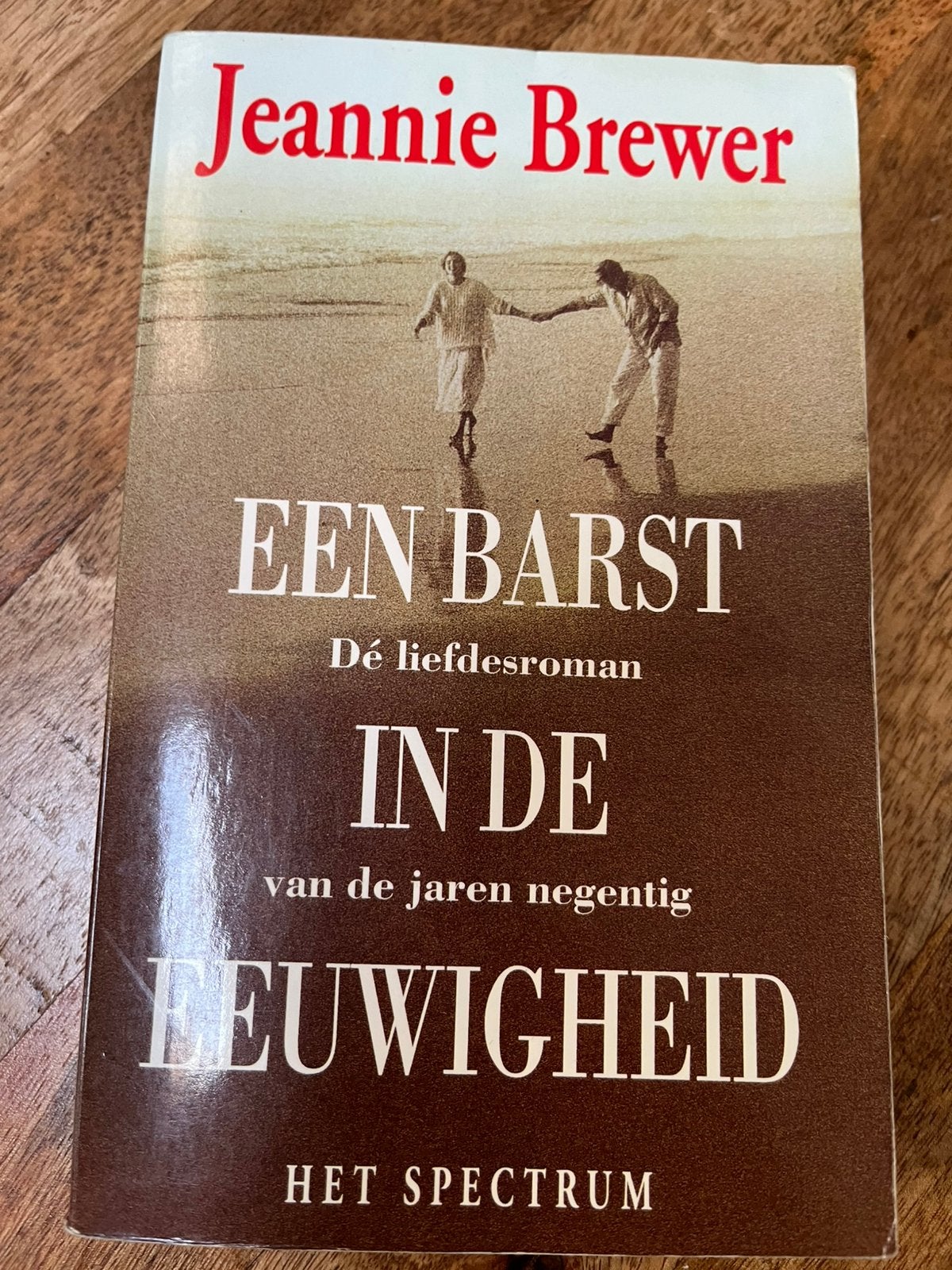 J. Brewer - Een barst in de eeuwigheid, Ophalen of Verzenden, Zo goed als nieuw, J. Brewer