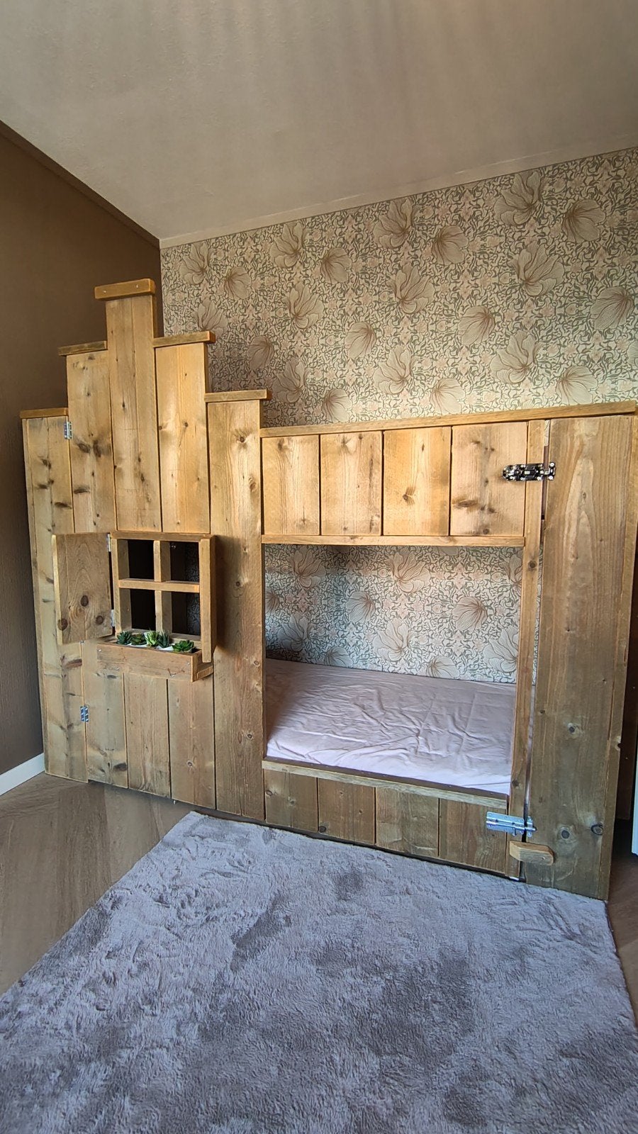 Stapelbed huisjesbed stijgerhout, Ophalen, Zo goed als nieuw, Stapelbed