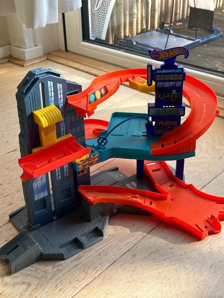Hot Wheels City Racebaan - Garage, Ophalen of Verzenden, Hot Wheels, Racebaan, Gebruikt