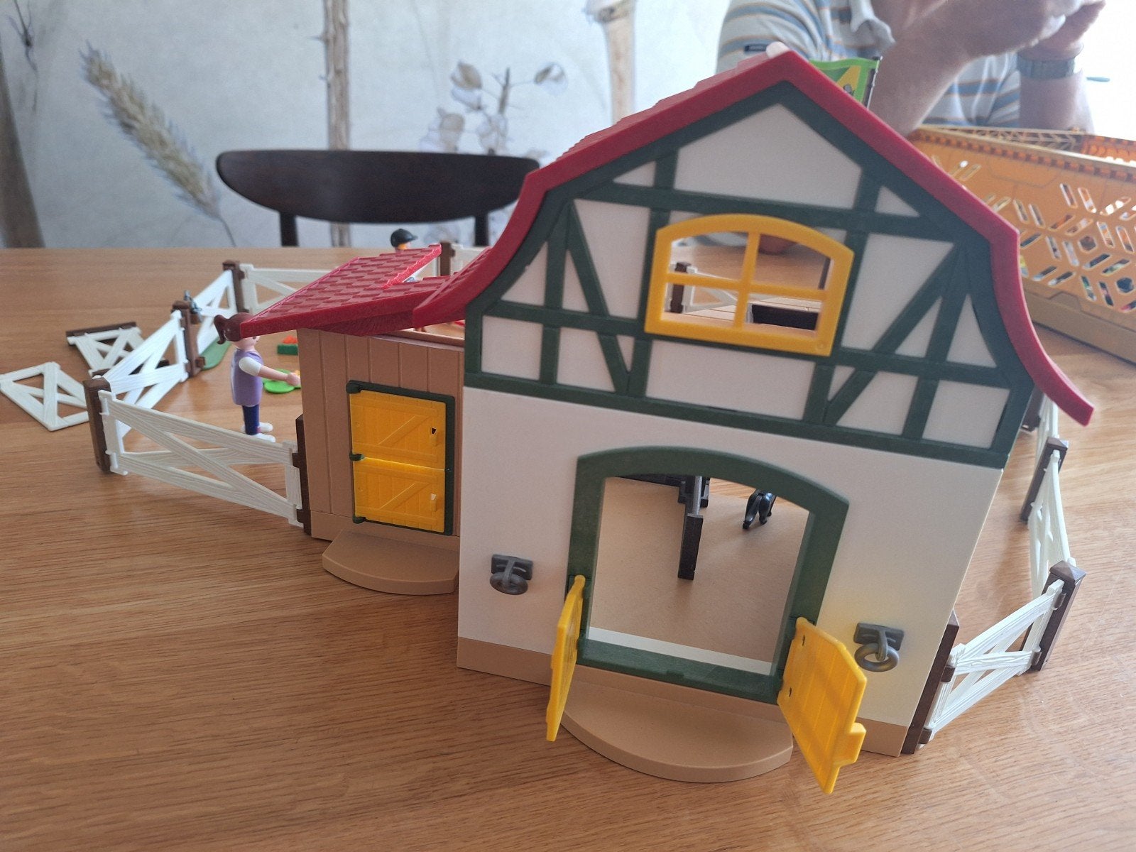Playmobil Paardenstal met veel accessoires, Gebruikt, Gebouw, Complete set, Ophalen of Verzenden