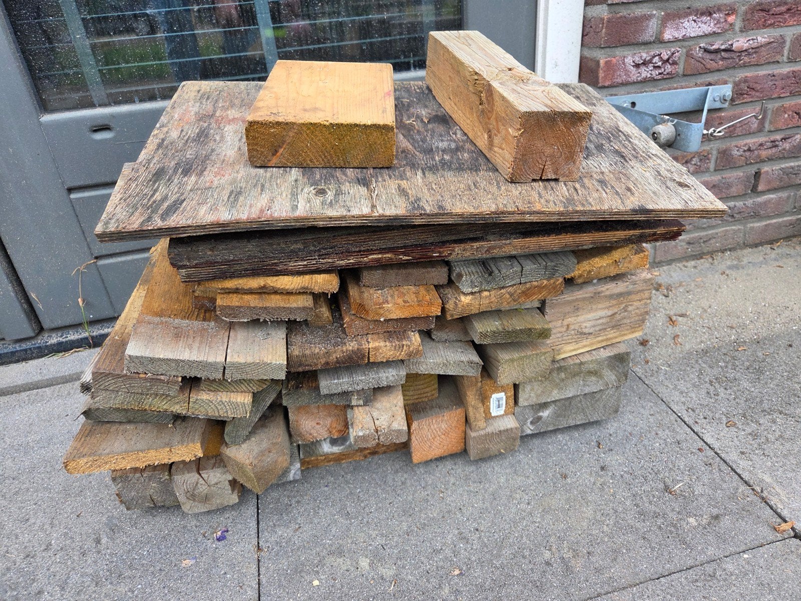 Partij pallethout/ brandhout. GRATIS AFHALEN, Ophalen, Gebruikt, Minder dan 25 mm, Balk